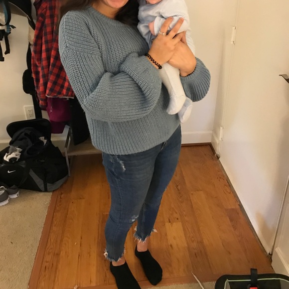 AE Don’t Ask Why Sweater - Picture 4 of 6